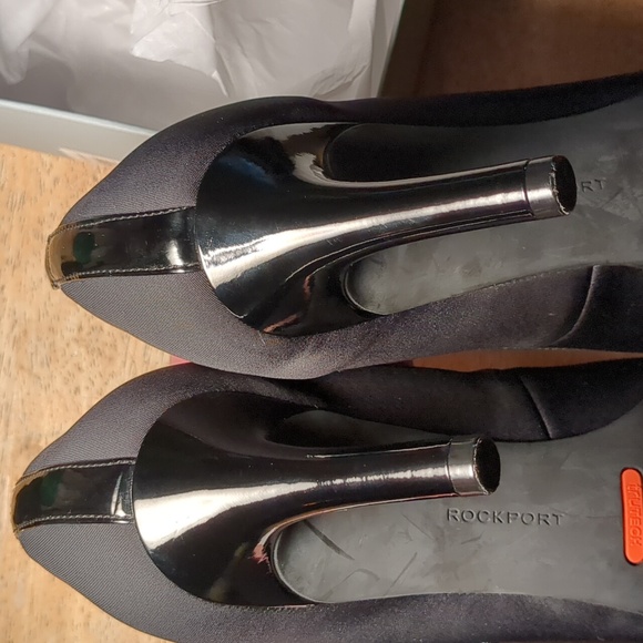 Rockport total motion heels 9.5 wide - Picture 5 of 9